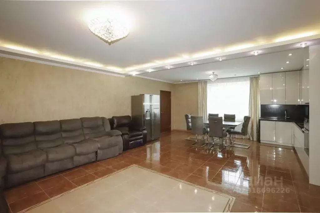 5-к кв. Иркутская область, Иркутск пер. МОПРА, 3 (173.0 м) - Фото 0