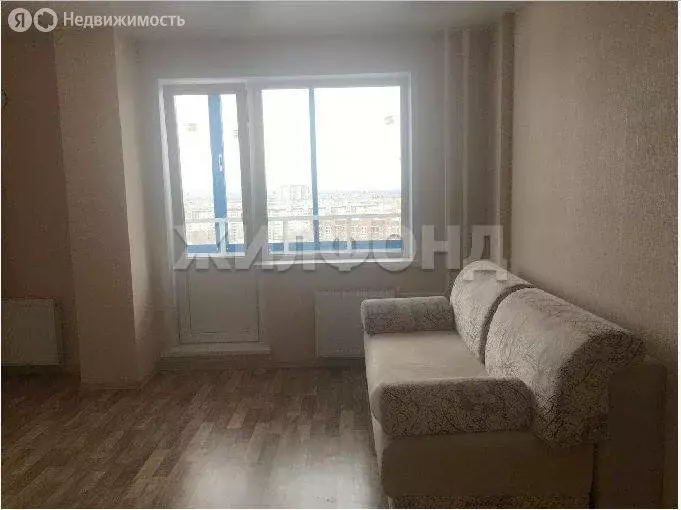 Квартира-студия: Новосибирск, улица Ивана Севастьянова, 9 (26 м) - Фото 2