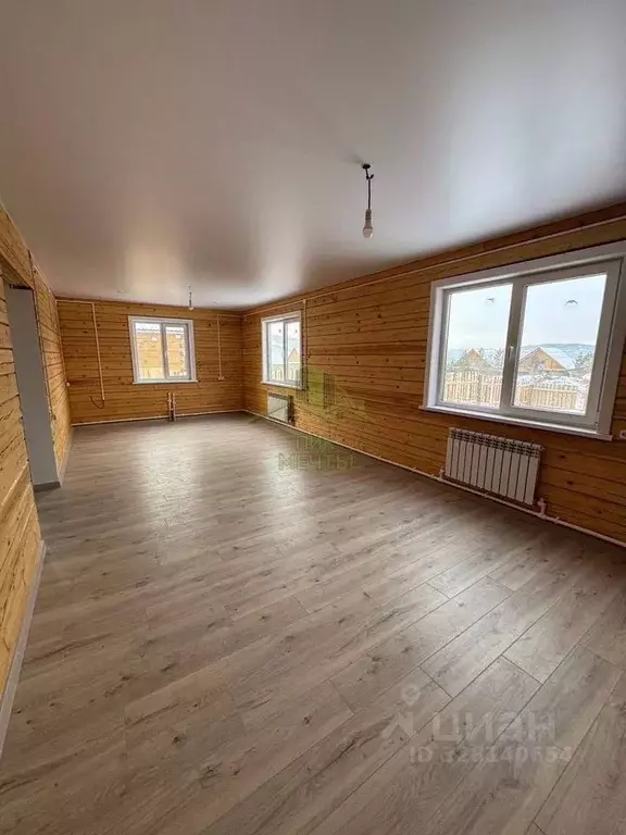 Дом в Бурятия, Тарбагатайский район, Саянтуйское с/пос, с. Нижний ... - Фото 1