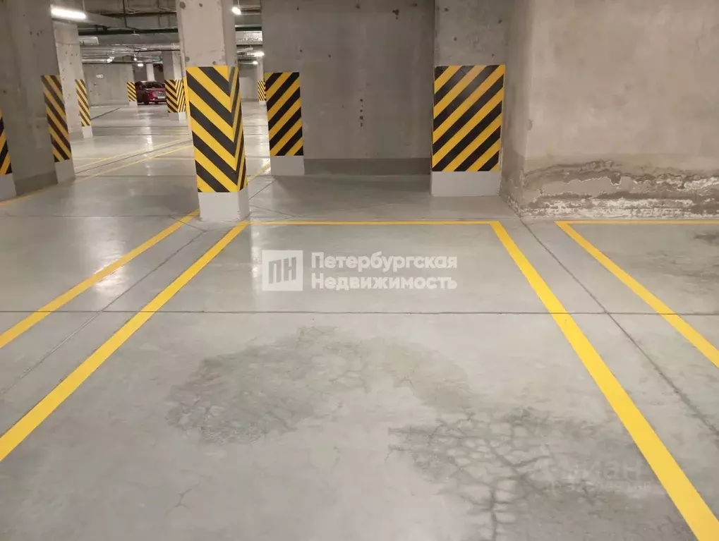 Гараж в Санкт-Петербург Уральская ул., 23 (13 м) - Фото 0