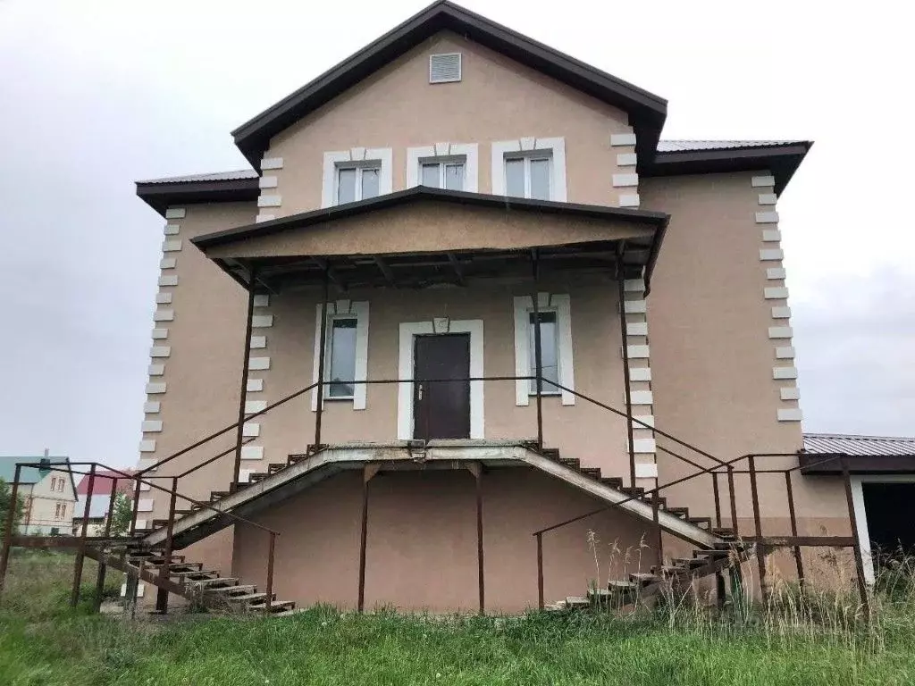 Дом в Пензенская область, Бессоновский район, с. Чемодановка ул. ... - Фото 1