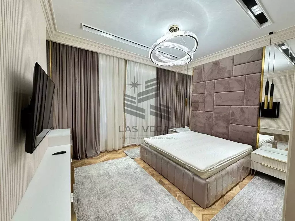 3-к кв. Татарстан, Казань ул. Оренбургский Тракт, 24В (91.0 м) - Фото 1