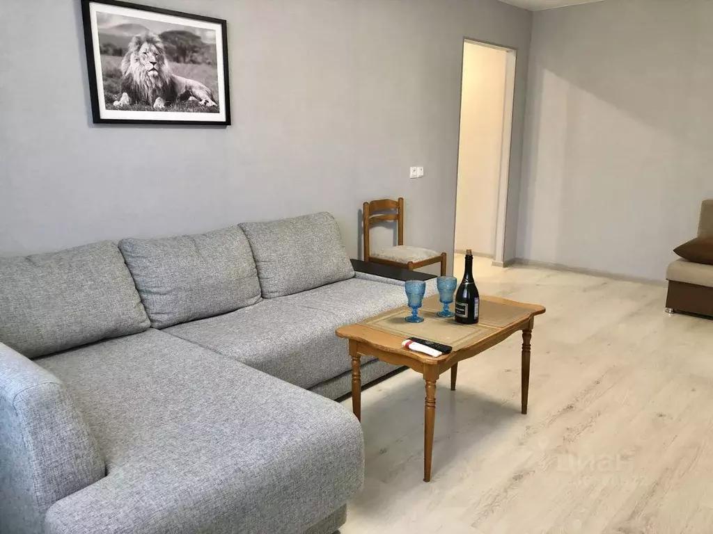 1-к кв. Севастополь ул. Адмирала Фадеева, 19 (37.0 м) - Фото 2