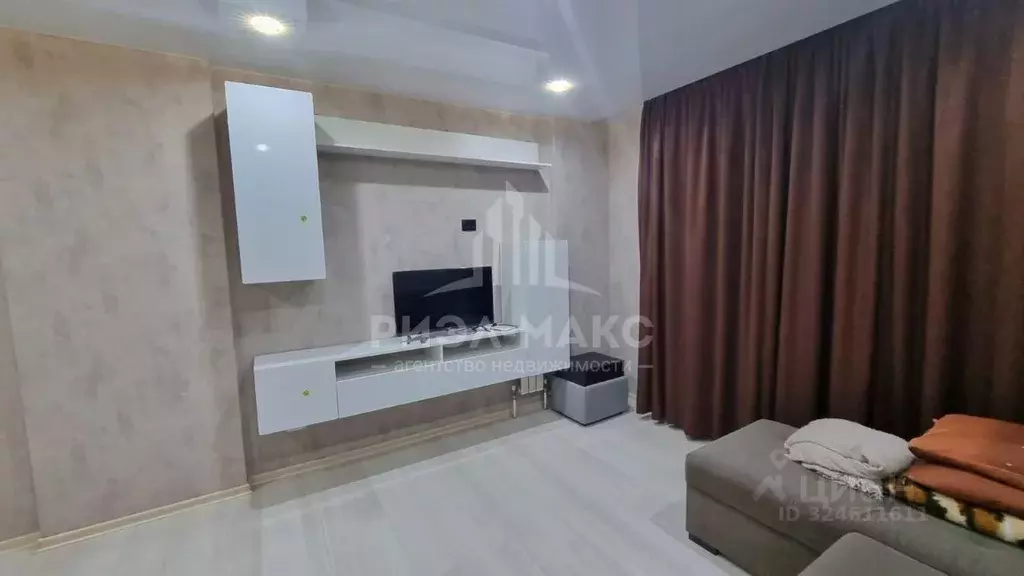 2-к кв. Брянская область, Брянск ул. Комарова, 51 (59.9 м) - Фото 1