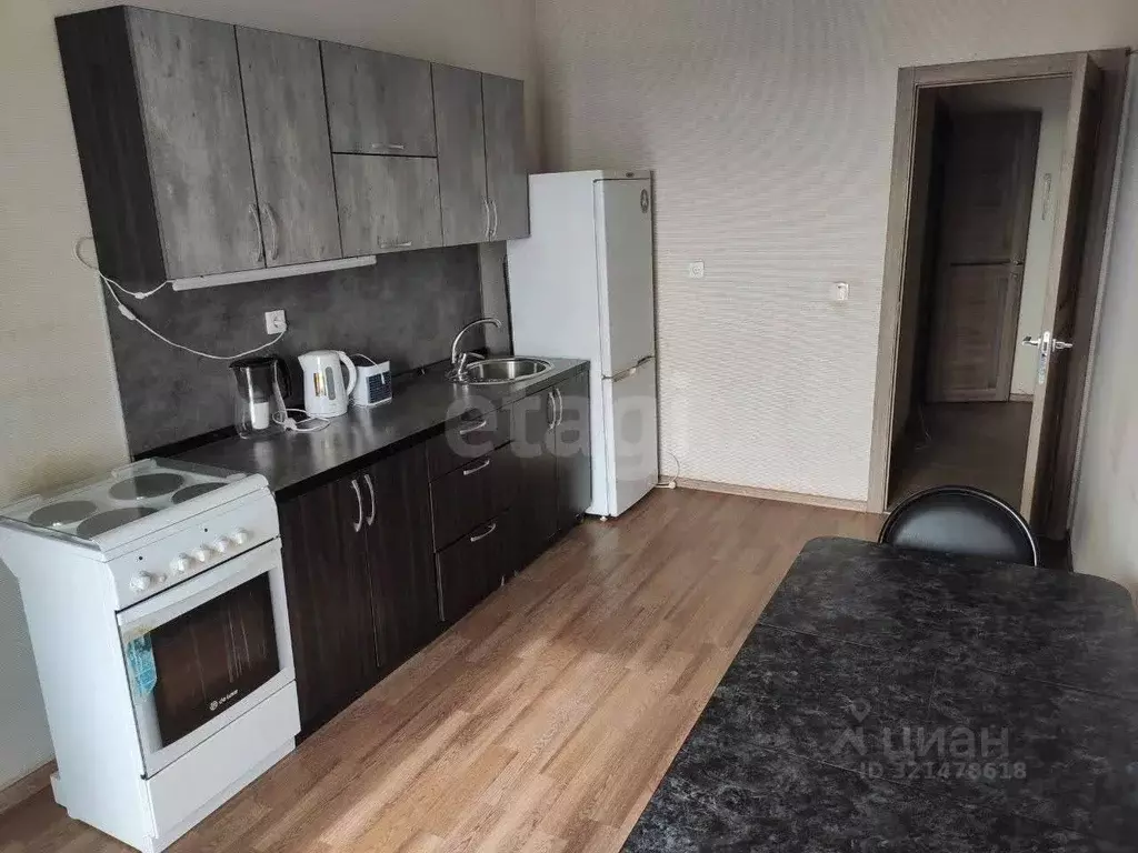 1-к кв. Саратовская область, Энгельс Степная ул., 61 (41.7 м) - Фото 1