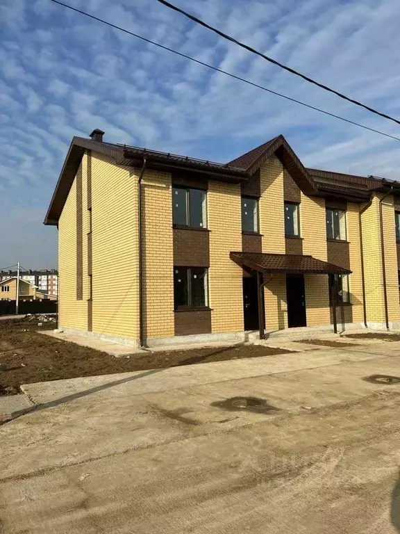 Таунхаус в Калужская область, Боровский муниципальный округ, д. ... - Фото 1