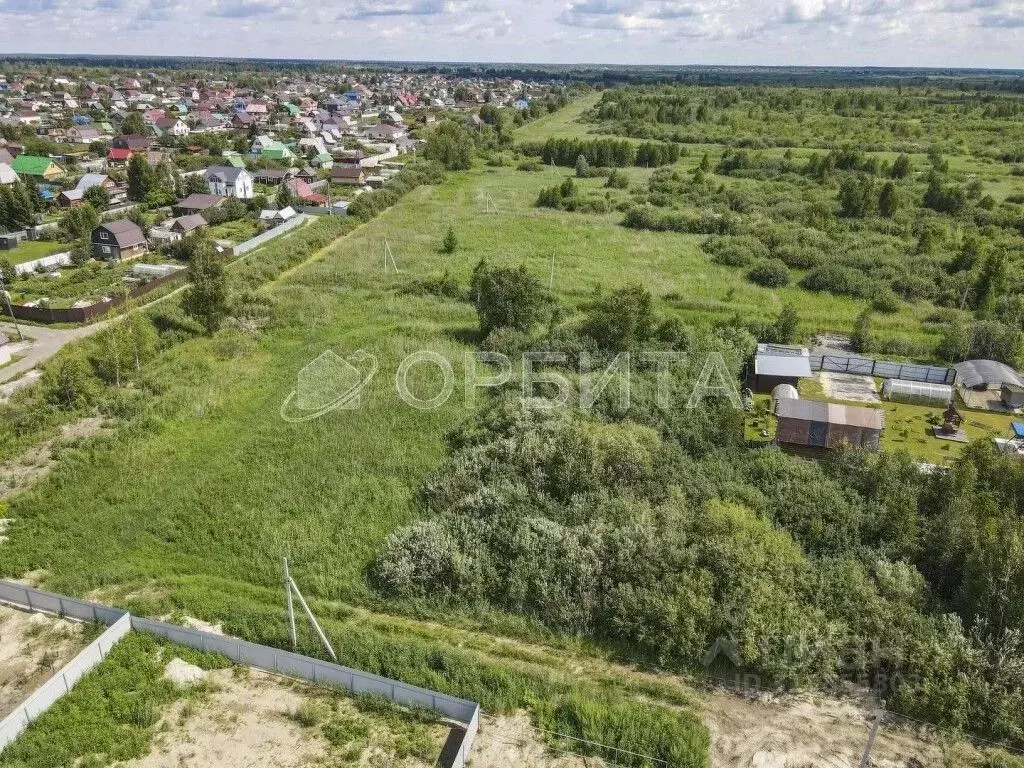 Участок в Тюменская область, Тюмень Зайкова мкр, ул. Сиреневая (20.0 ... - Фото 0