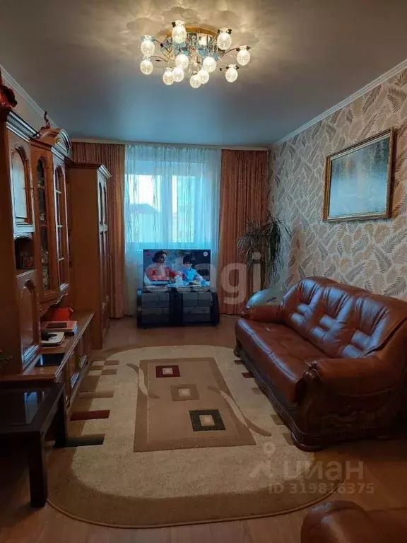 2-к кв. Ямало-Ненецкий АО, Салехард ул. Республики, 76 (76.9 м) - Фото 1