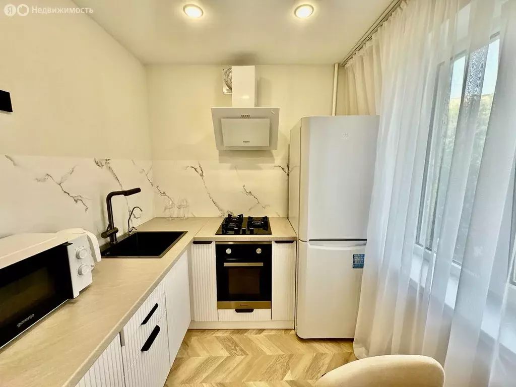 2-комнатная квартира: Калининград, улица Космонавта Леонова, 32 (47.1 ... - Фото 0
