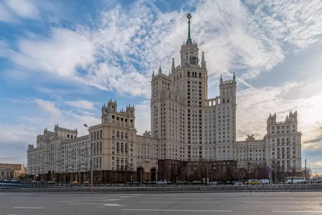 Офис в Москва Котельническая наб., 1/15кБ (65 м) - Фото 1