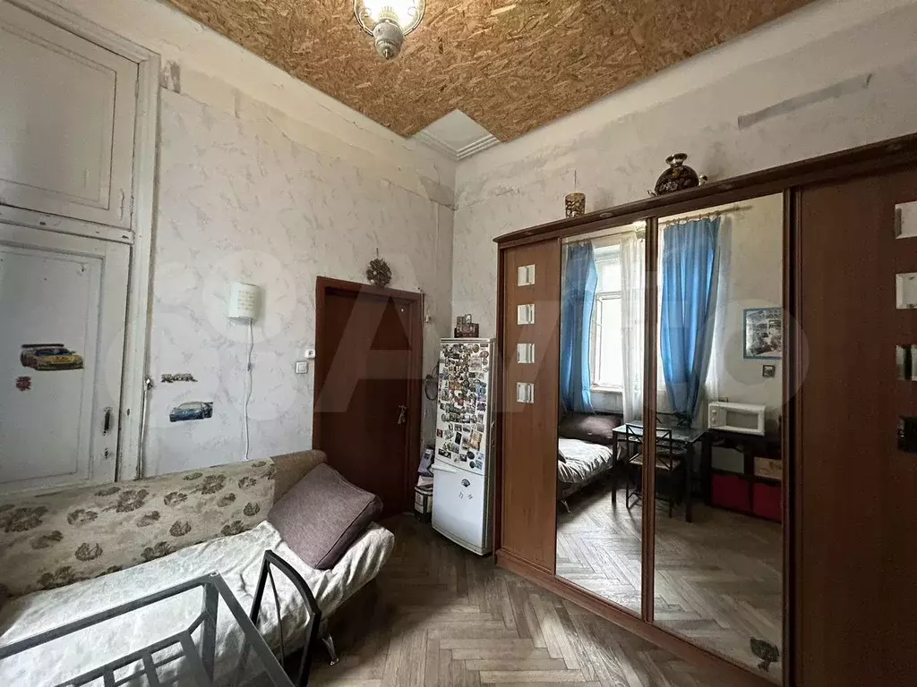 Комната 24,5 м в 4-к., 4/6 эт. - Фото 0