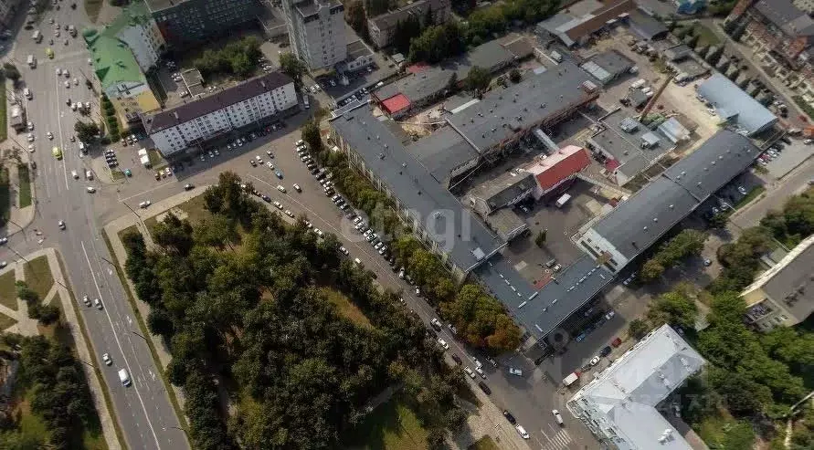Торговая площадь в Орловская область, Орел Комсомольская ул., 102 (215 ... - Фото 1