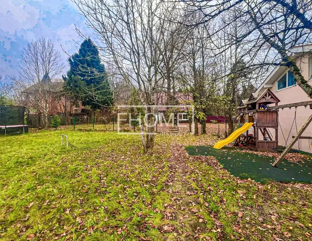 Участок в Московская область, Одинцовский городской округ, д. ... - Фото 1