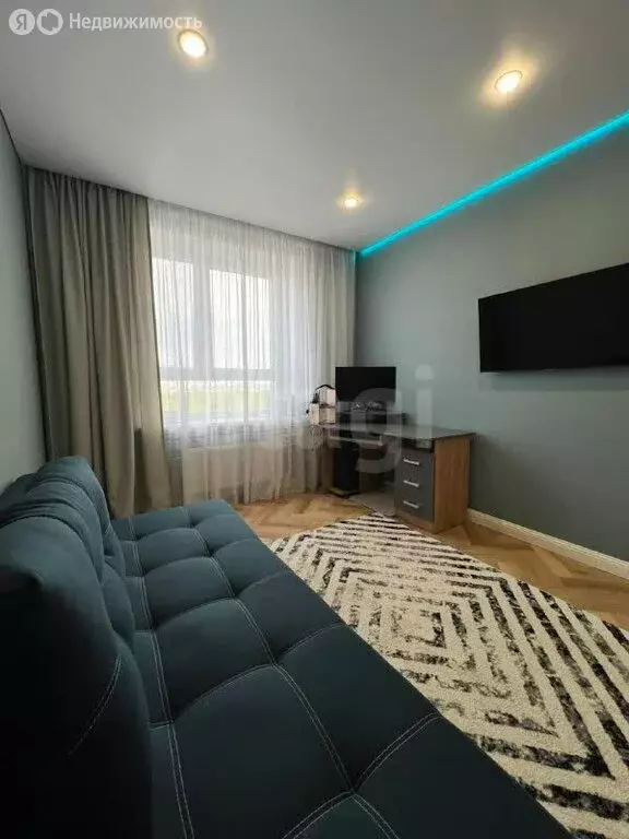 2-комнатная квартира: Тюмень, улица Мельникайте, 2к17 (59 м) - Фото 2