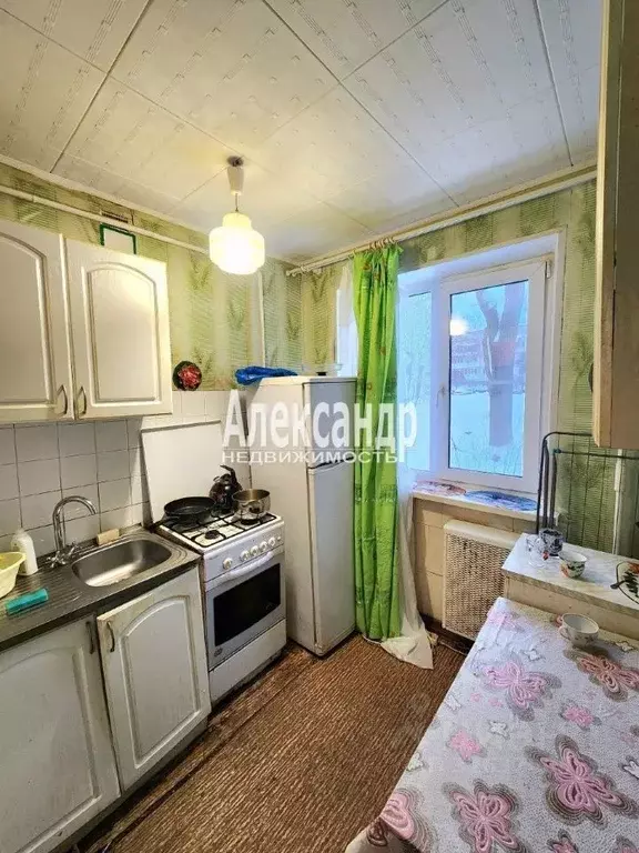 1-к кв. Ленинградская область, Кириши Школьный пер., 5 (30.5 м) - Фото 2