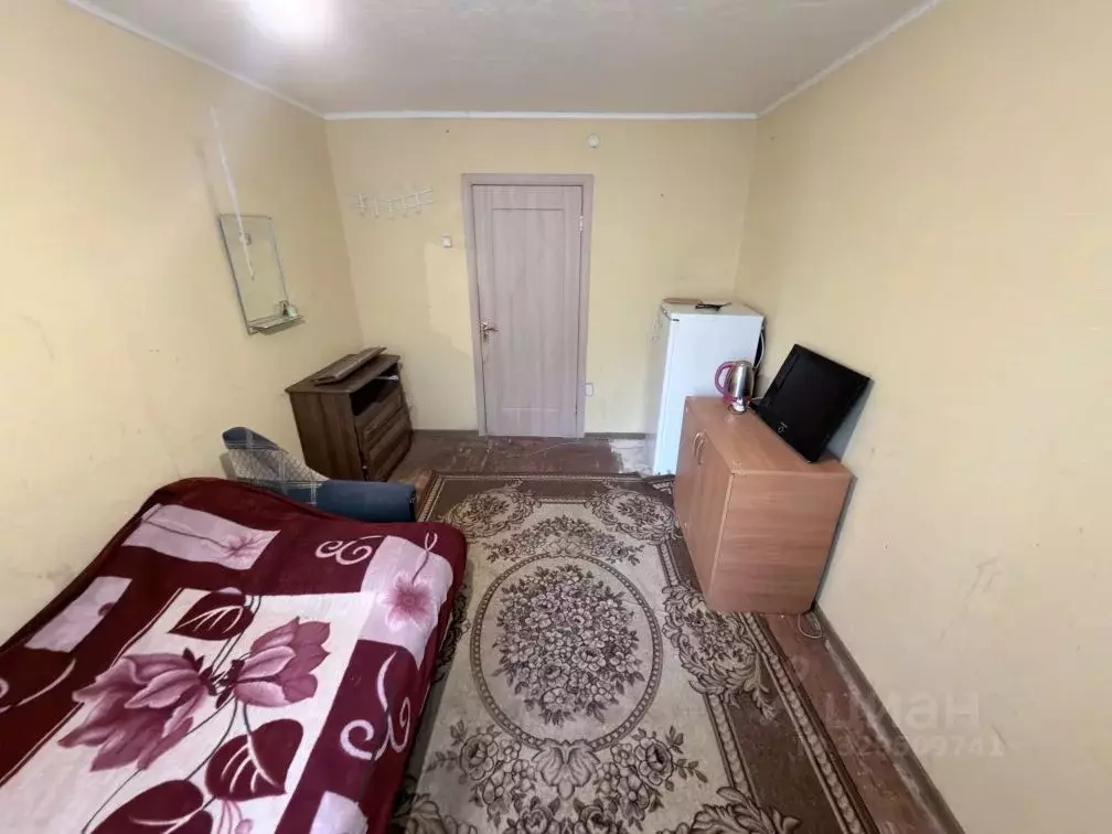 Комната Калужская область, Калуга ул. Болотникова, 11 (12.5 м) - Фото 2