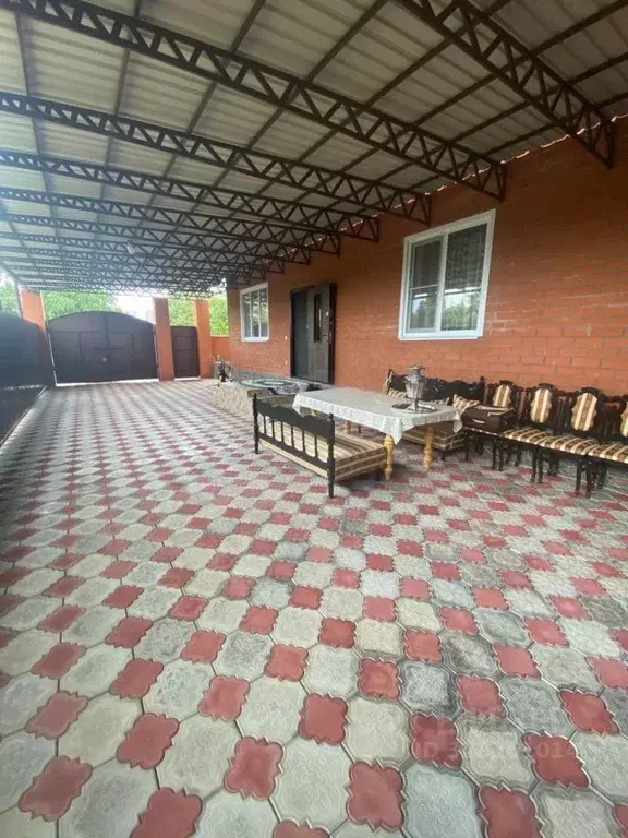 Дом в Краснодарский край, Калининский район, Старовеличковское с/пос, ... - Фото 1