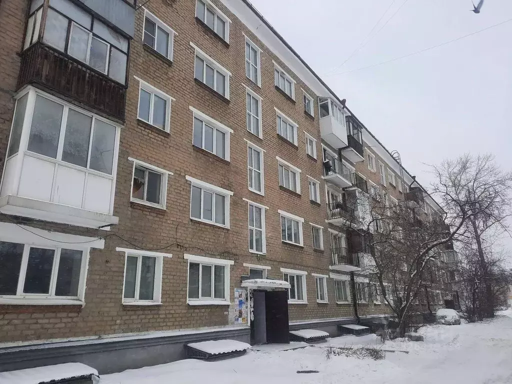 Комната Свердловская область, Первоуральск ул. Ватутина, 16 - Фото 1