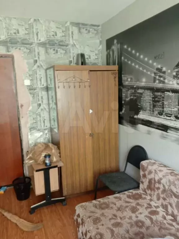Комната 12 м в 5-к., 2/4 эт. - Фото 1