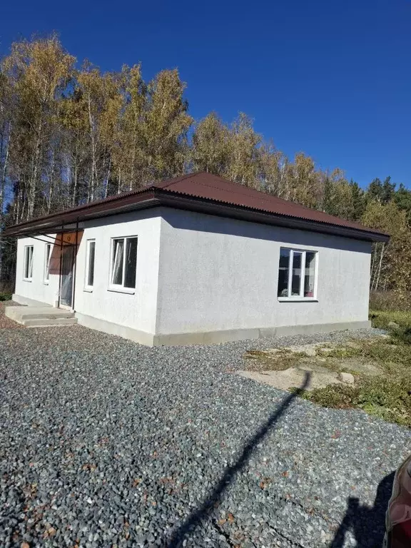 Дом в Свердловская область, Полевской муниципальный округ, с. ... - Фото 1