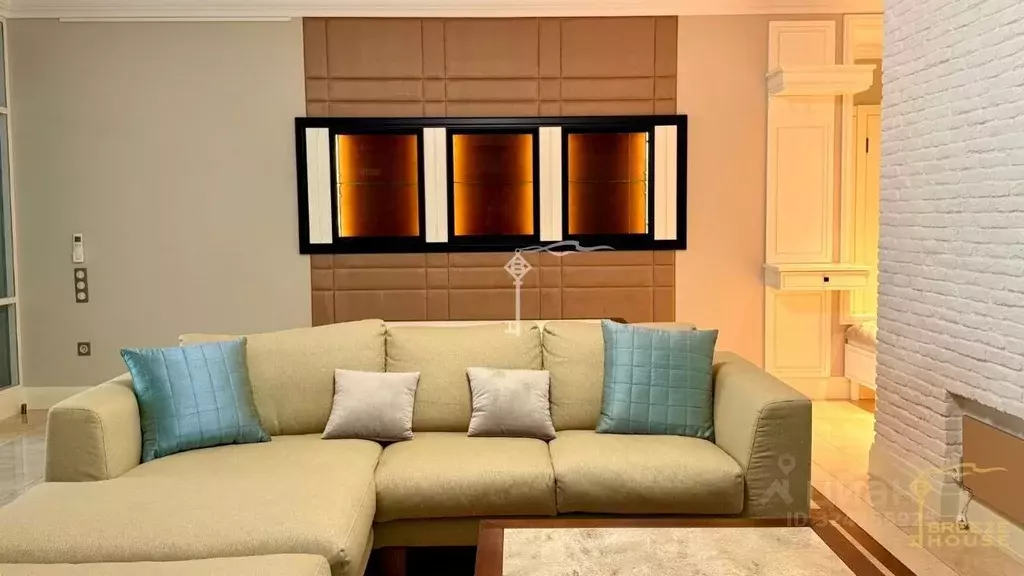 2-к кв. Крым, Ялта ул. Таврическая, 2Б (78.7 м) - Фото 1