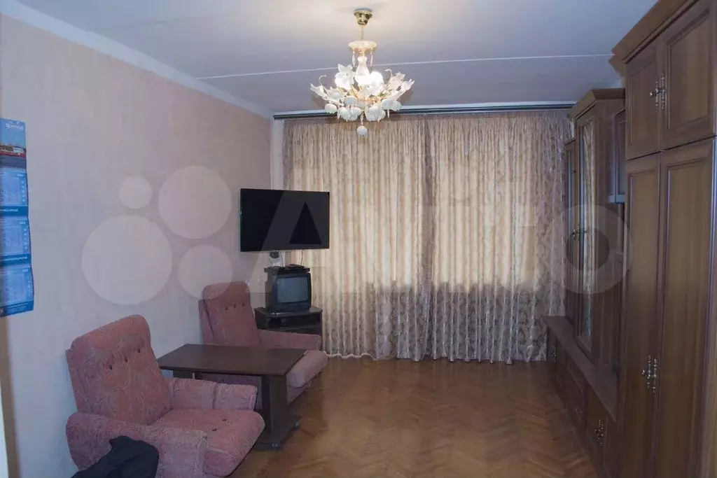 1-к. квартира, 38 м, 5/15 эт. - Фото 1