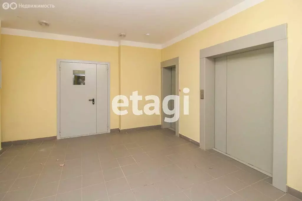 1-комнатная квартира: Тюмень, улица 50 лет Октября, 75к2 (49.1 м) - Фото 2