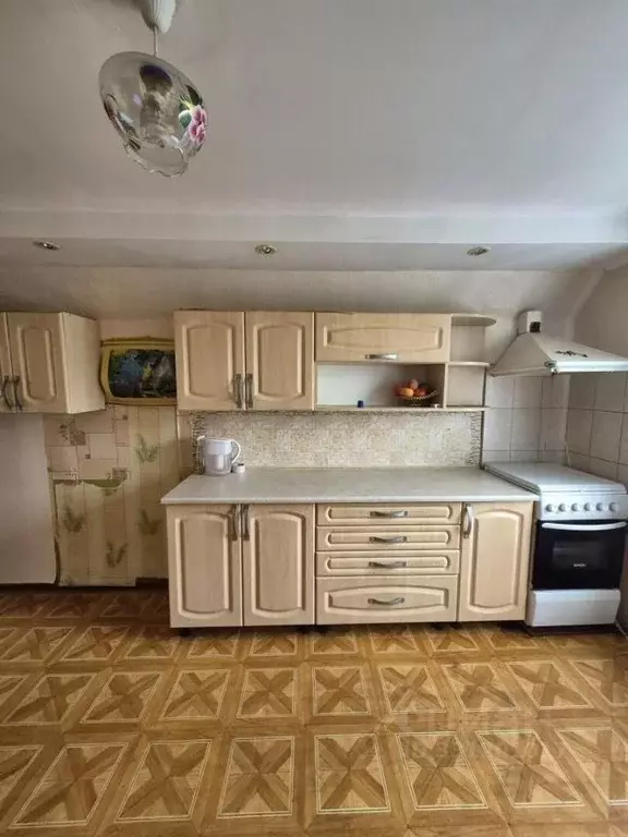 3-к кв. Калининградская область, Правдинск Вокзальная ул., 21 (55.9 м) - Фото 1