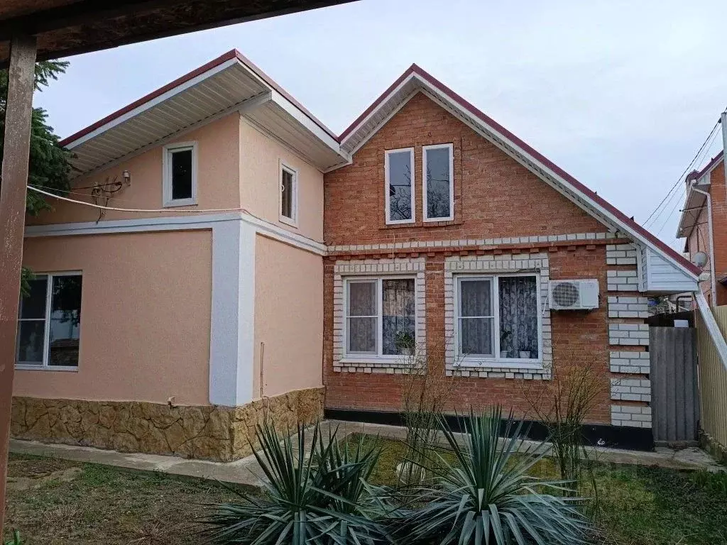 Дом в Краснодарский край, Горячий Ключ ул. Грибоедова (81 м) - Фото 1