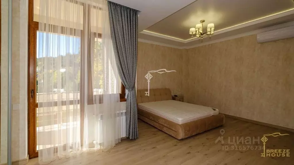 Дом в Крым, Ялта муниципальный округ, Гурзуф пгт  (240 м) - Фото 1