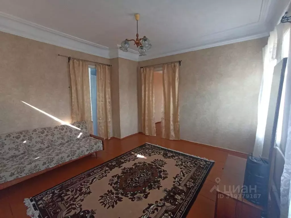 Дом в Краснодарский край, Ейский район, Ясенская ст-ца ул. Некрасова ... - Фото 1