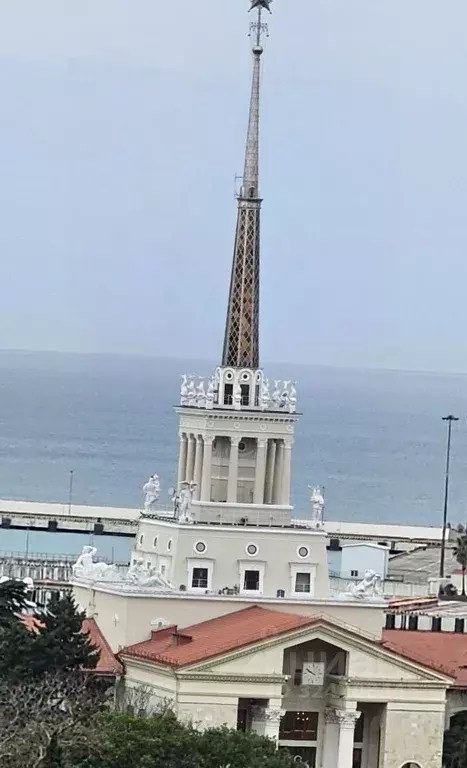 2-к кв. Краснодарский край, Сочи Центральный мкр, ул. Первомайская, 5 ... - Фото 1