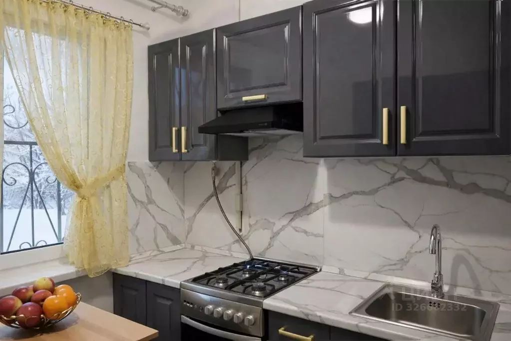 2-к кв. Московская область, Щелково Комсомольская ул., 7к2 (48.0 м) - Фото 1