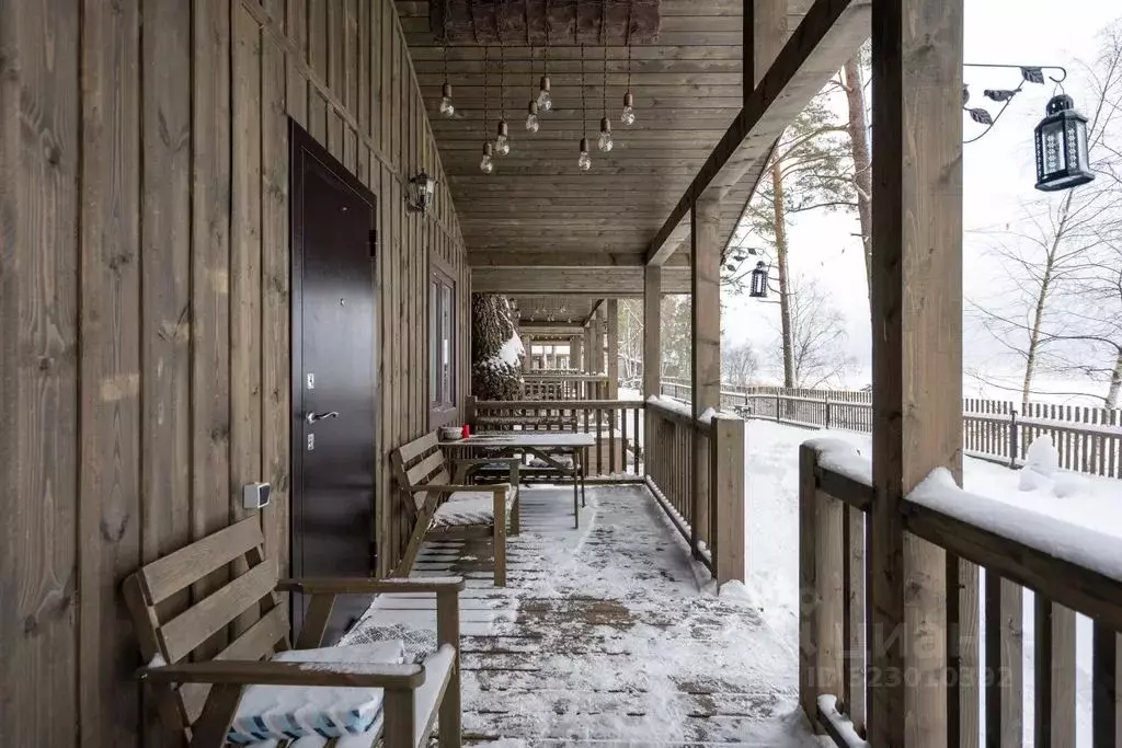 Дом в Ленинградская область, Ломоносовский район, Лебяженское ... - Фото 1