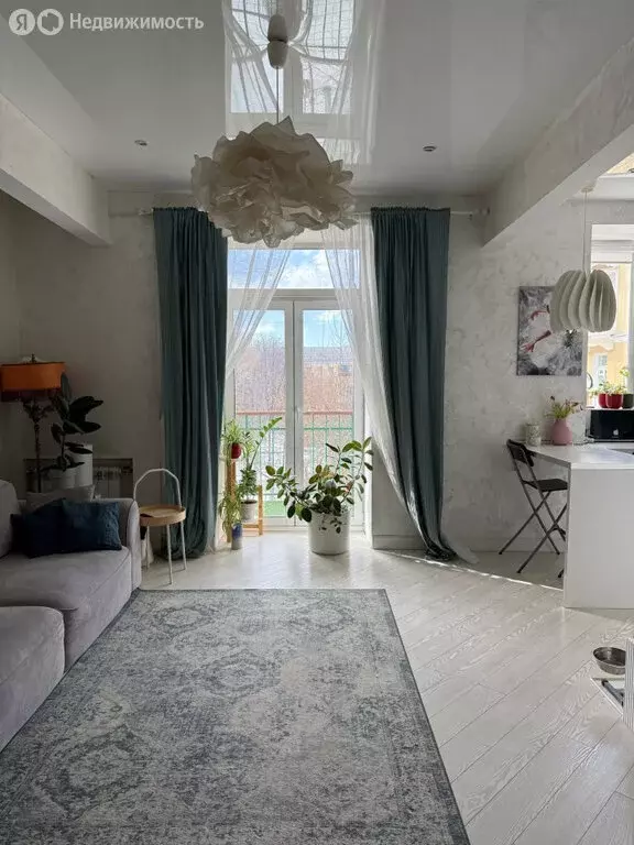 1-комнатная квартира: Екатеринбург, улица Малышева, 114 (57.6 м) - Фото 1