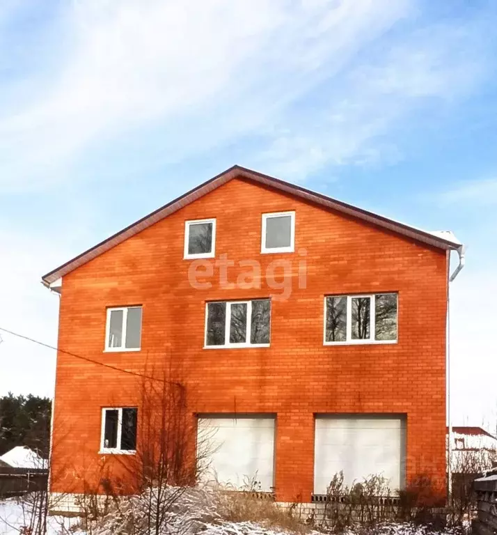 Дом в Брянская область, Брянск Перекопская ул. (235 м) - Фото 1