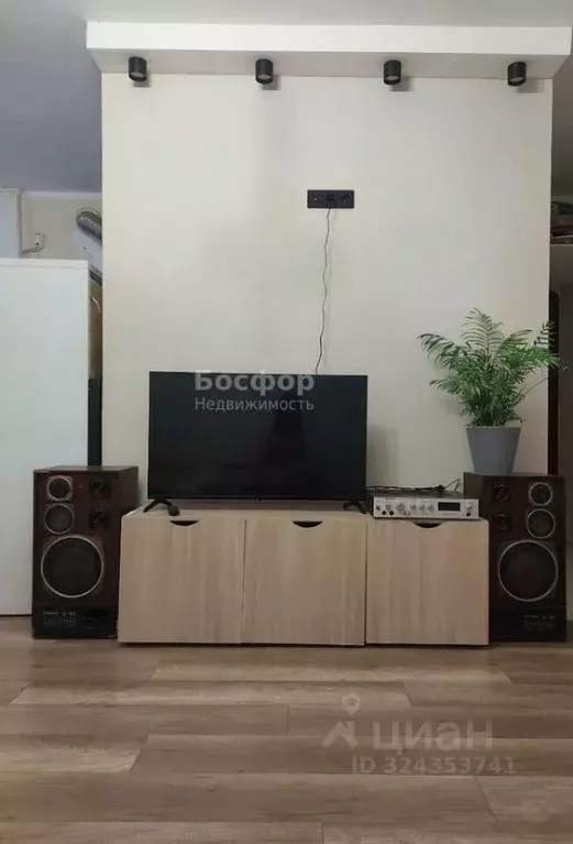 2-к кв. Крым, Феодосия ул. Горького, 30/2 (43.0 м) - Фото 1