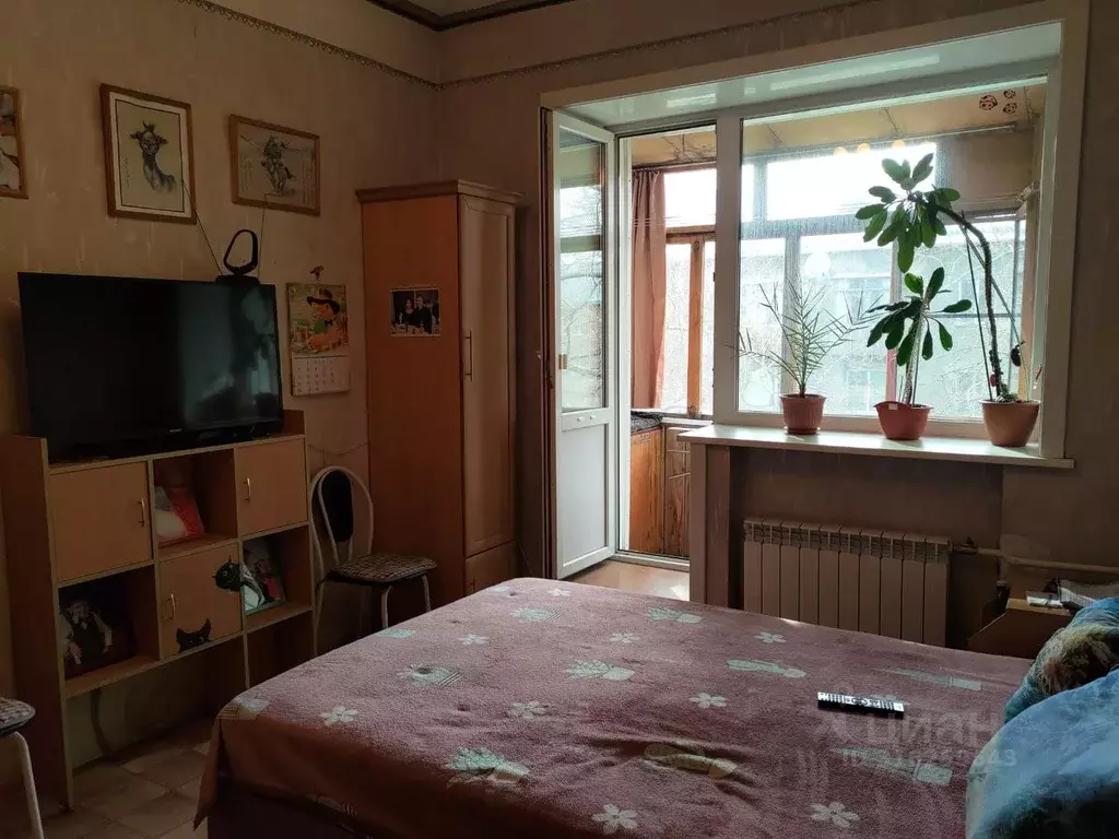 2-к кв. Новосибирская область, Новосибирск Бетонная ул., 37 (43.8 м) - Фото 0