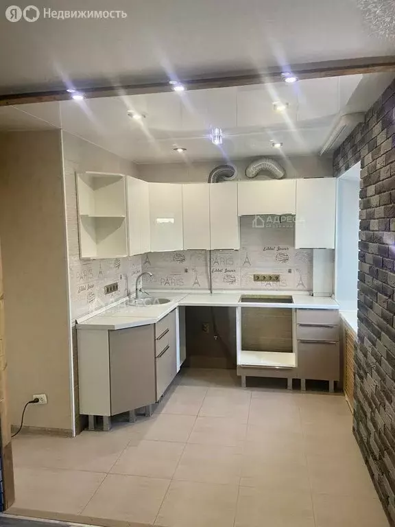 2-комнатная квартира: Азов, Привокзальная улица, 21 (45 м) - Фото 0