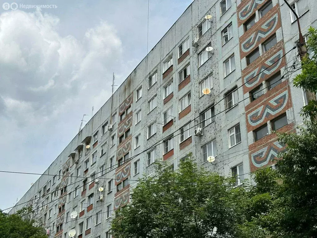 2-комнатная квартира: Владикавказ, Первомайская улица, 42 (50 м) - Фото 0