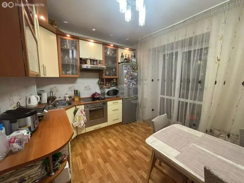 3-комнатная квартира: Ишим, улица Карла Маркса, 5А (75 м) - Фото 1