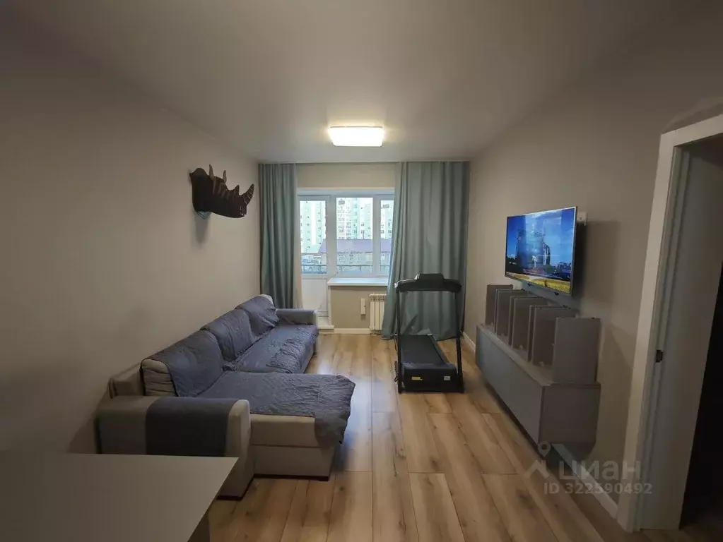 2-к кв. Саха (Якутия), Якутск ул. Халтурина, 7/2 (42.0 м) - Фото 1