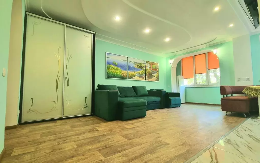 2-к кв. Крым, Ялта ул. Кирова, 25 (49.0 м) - Фото 0