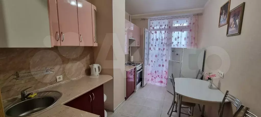 2-к. квартира, 60 м, 6/9 эт. - Фото 1