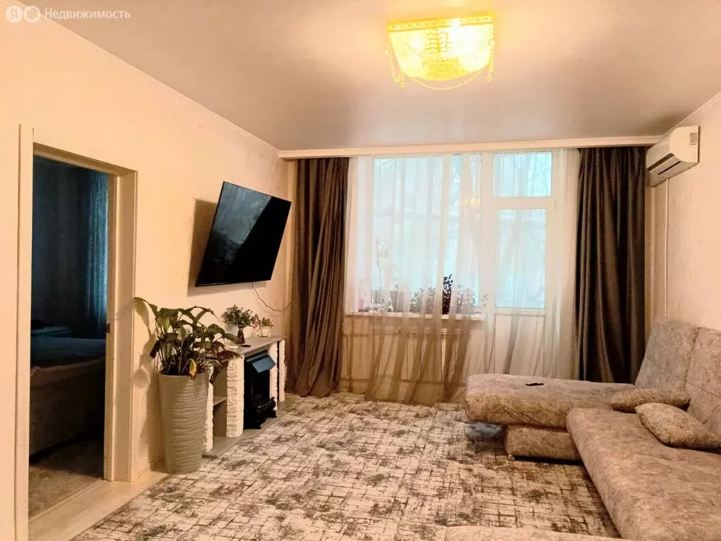 3-комнатная квартира: Саратов, Международная улица, 26 (86 м) - Фото 1