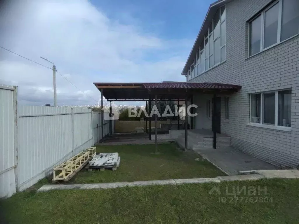 Дом в Белгородская область, Белгород пер. 2-й Ботанический, 9 (201 м) - Фото 2