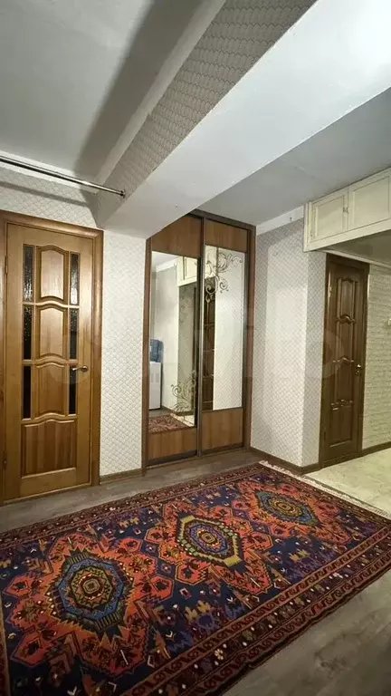 2-к. квартира, 60 м, 4/5 эт. - Фото 0