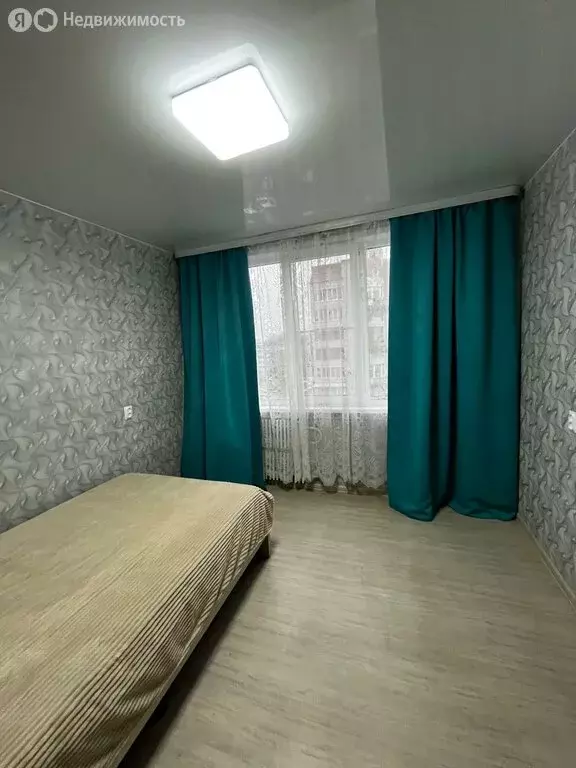 2-комнатная квартира: Кингисепп, улица Воровского, 11 (44 м) - Фото 1