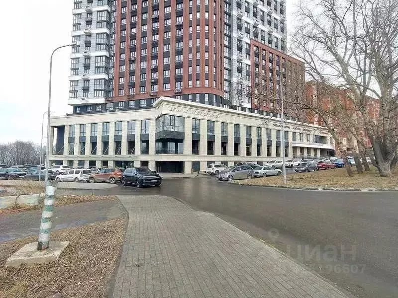 Офис в Нижегородская область, Нижний Новгород ул. Родионова, 178 (627 ... - Фото 1