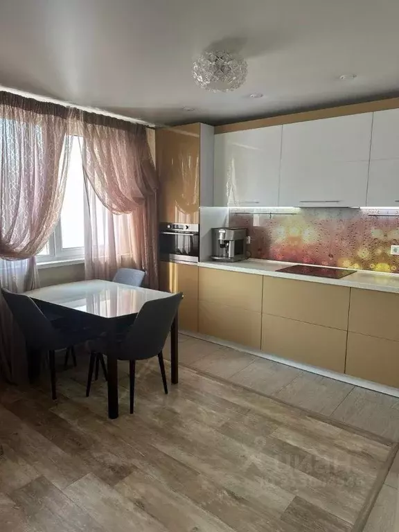 2-к кв. Самарская область, Самара просп. Карла Маркса, 360а (71.0 м) - Фото 1